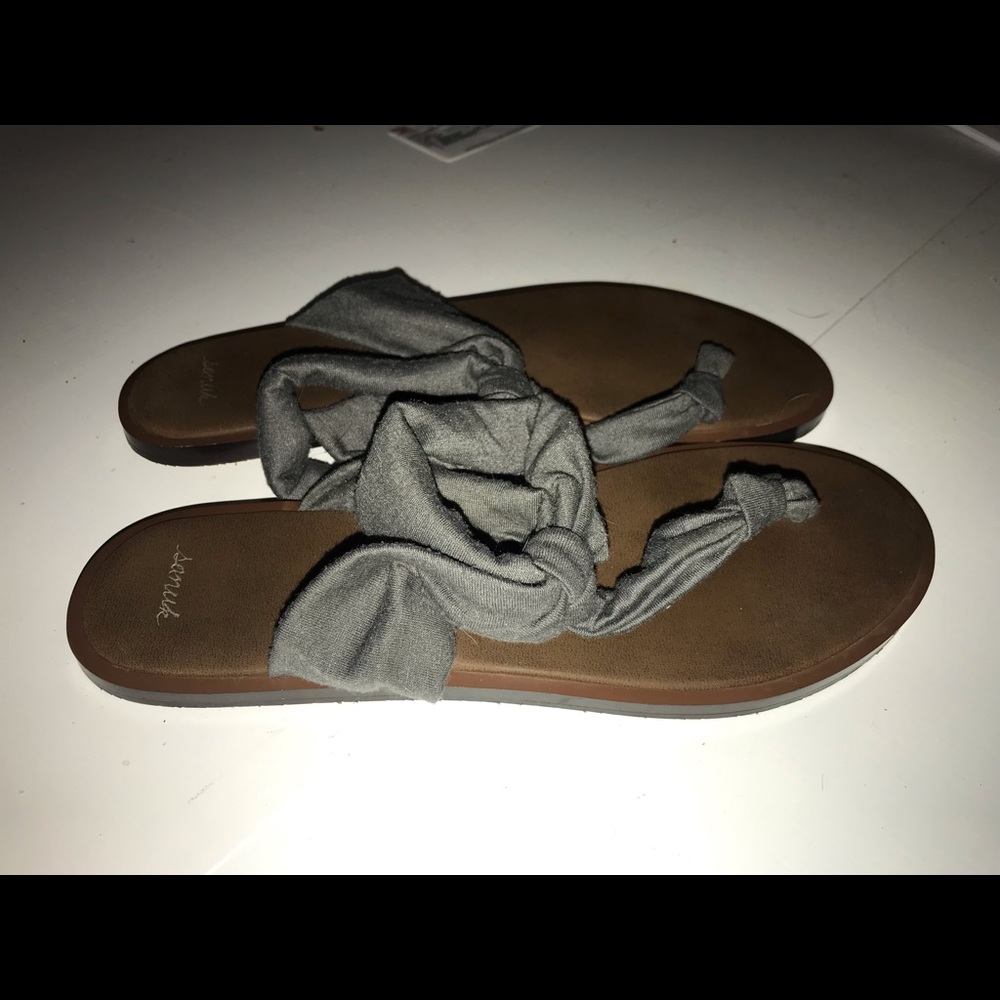 SANUK yoga mat sling sandals- Size 9 EUC